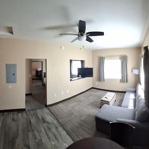 Island Suites